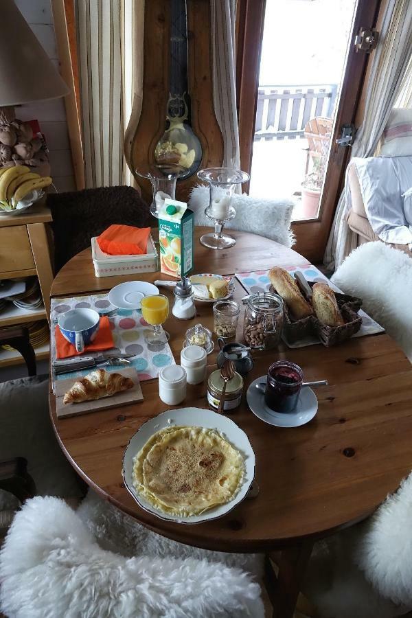 莱苏什Chalet De Pascaline住宿加早餐旅馆 外观 照片